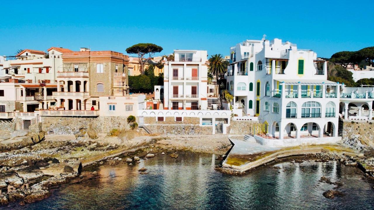 Be Your Home - Appartamento 4 Camere Sul Mare Scesa Al Mare Privata Santa Marinella Kültér fotó