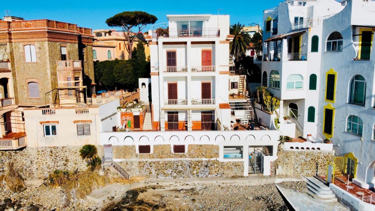 Be Your Home - Appartamento 4 Camere Sul Mare Scesa Al Mare Privata Santa Marinella Kültér fotó