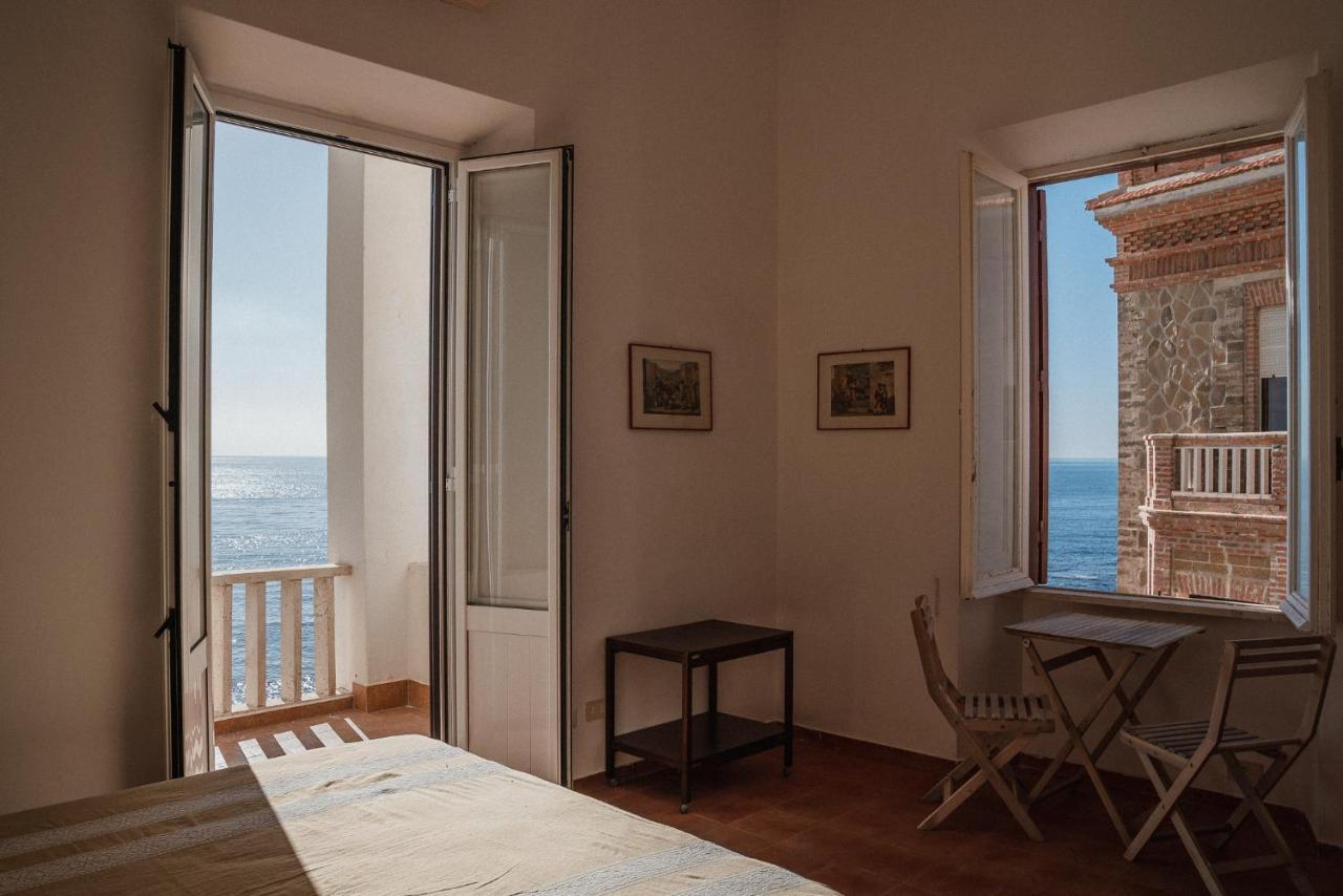 Be Your Home - Appartamento 4 Camere Sul Mare Scesa Al Mare Privata Santa Marinella Kültér fotó
