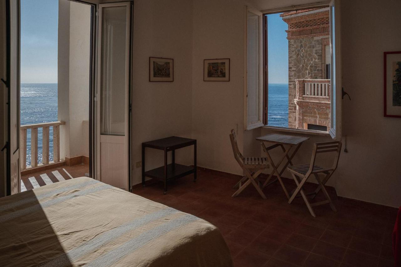 Be Your Home - Appartamento 4 Camere Sul Mare Scesa Al Mare Privata Santa Marinella Kültér fotó